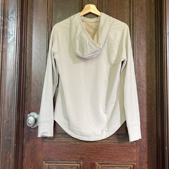 The North Face Pullover! - Picture 2 of 3